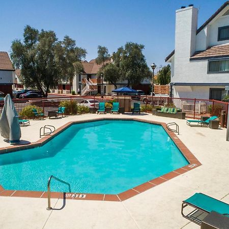 Metro Phx Upstairs 2Bd Sleeps 6 Heated Pool No Pets Allowed Phoenix Bagian luar foto