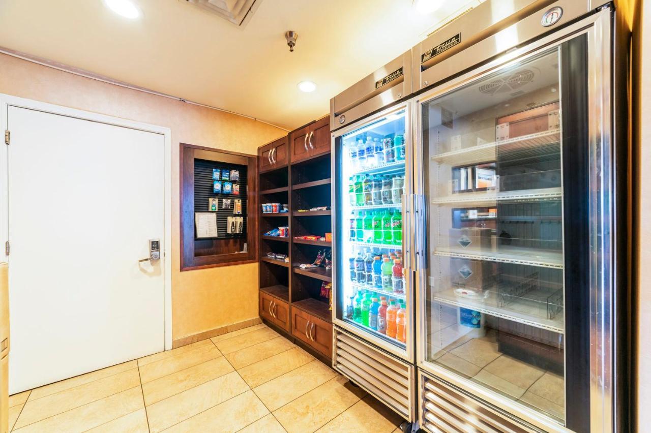 Metro Phx Upstairs 2Bd Sleeps 6 Heated Pool No Pets Allowed Phoenix Bagian luar foto