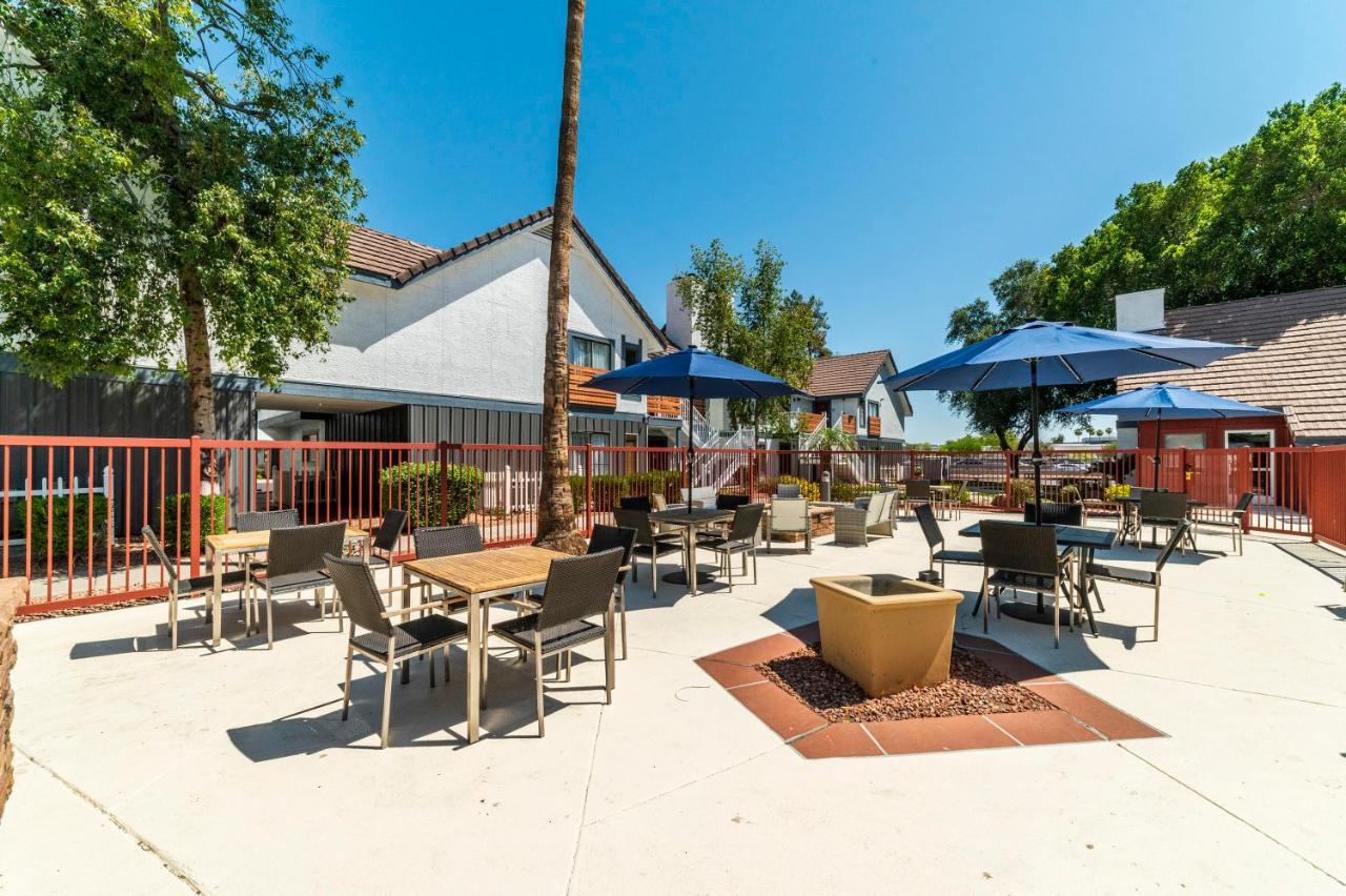 Metro Phx Upstairs 2Bd Sleeps 6 Heated Pool No Pets Allowed Phoenix Bagian luar foto